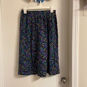 Vintage mid-length skirt - used